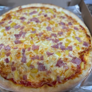 Hawaiian Pizza