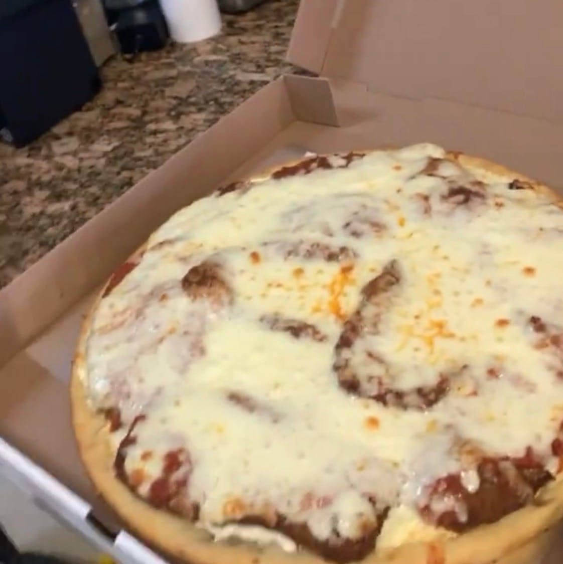 Eggplant Parm Pan Pizza (Large 16").